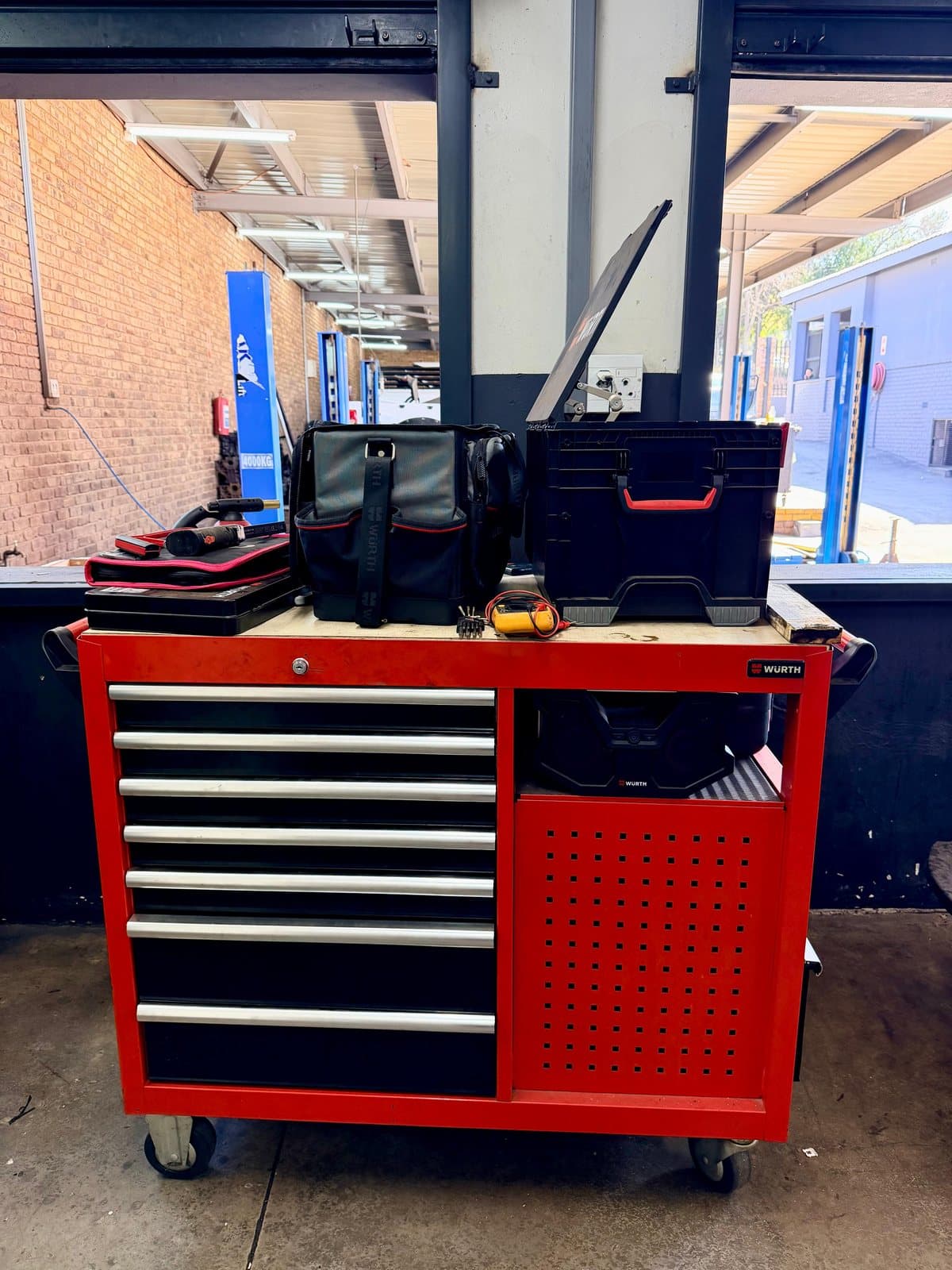 Workshop tools and equipment ready for use at Vision Motors, Wonderboom South, Pretoria