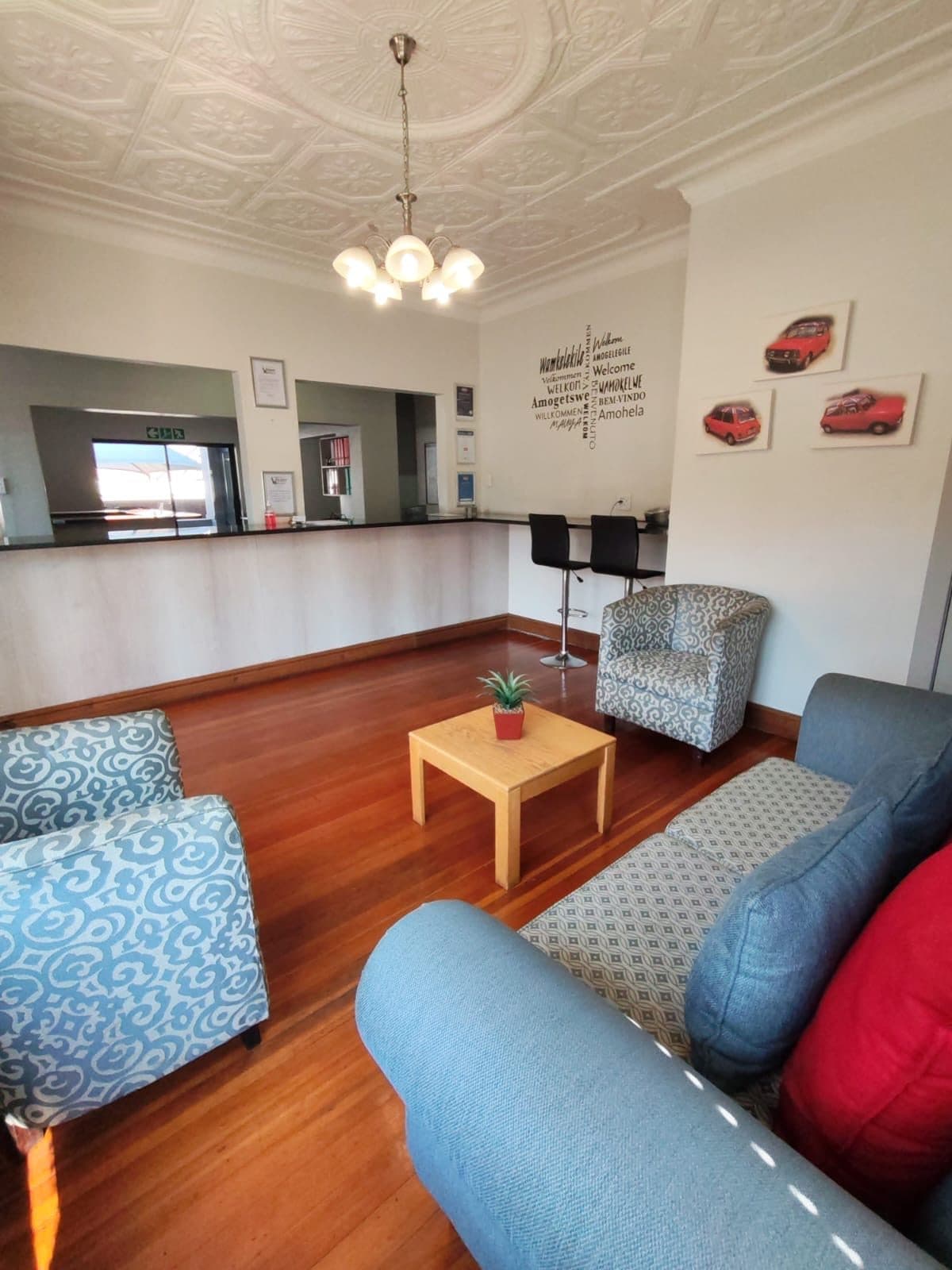 The customer waiting area at Vision Motors, Wonderboom South, Pretoria